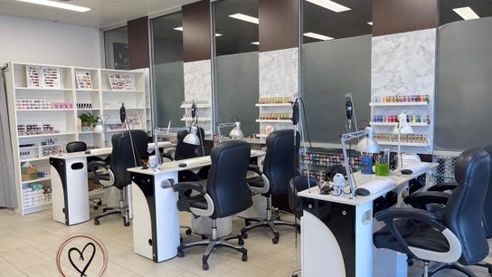 Heart Nail Studio