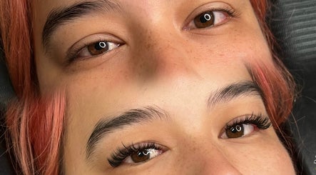 Denisse Lashes, bilde 3