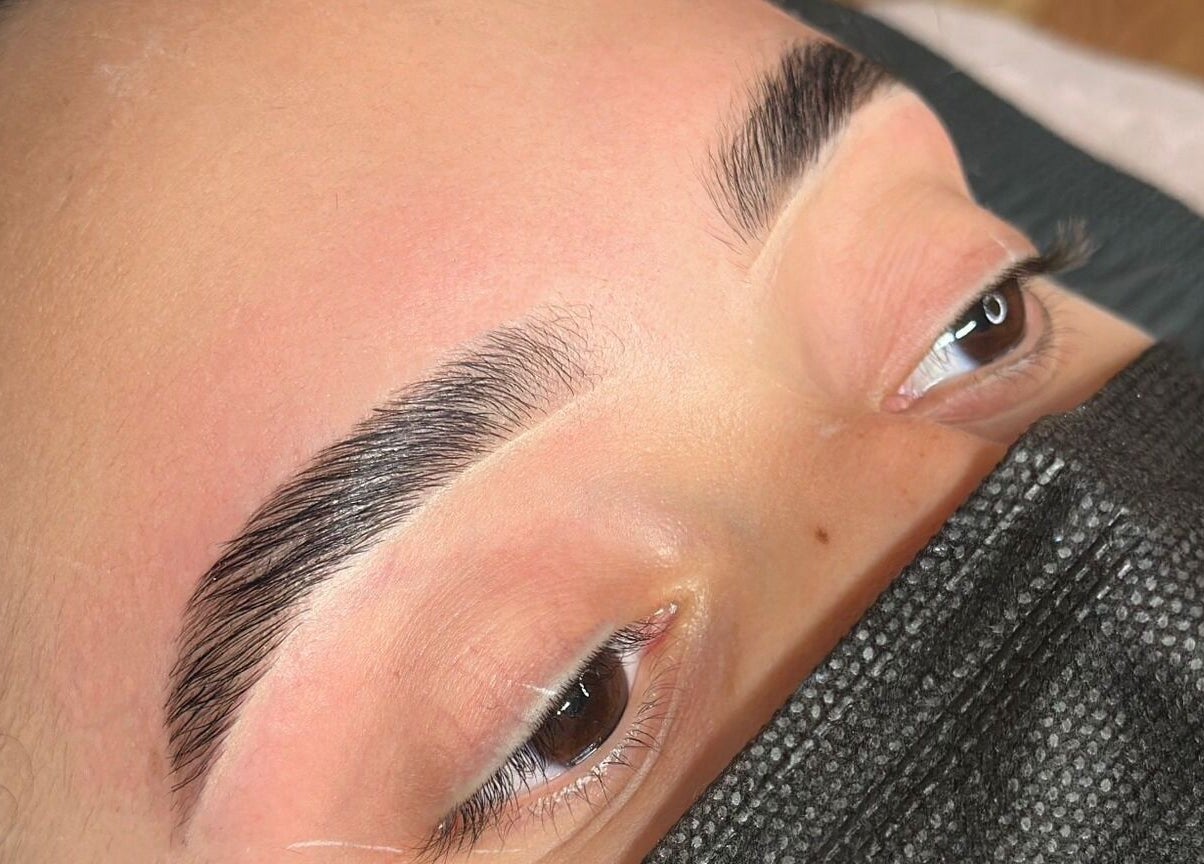 Perfectly shaped eyebrows at Denisse Lashes in Salem, New Hampshire, US, enhance natural beauty.