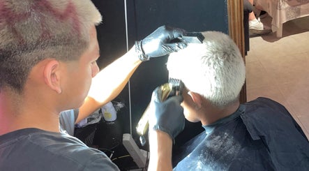 Alvarez_barber