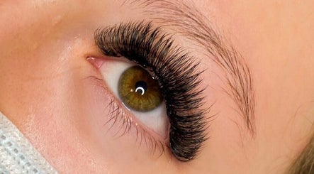 Lash Out Loud image 3