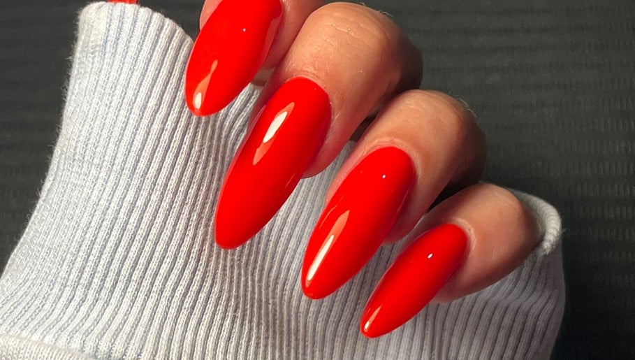 Nails & Wine image 1