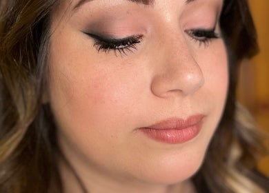 Close-up of elegant makeup by Denise Makeup Artist & Beauty Therapist, Iż-żejtun, MT.