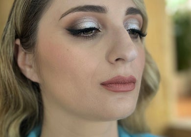 Flawless makeup by Denise Makeup Artist & Beauty Therapist in Iż-żejtun, MT, showcasing stunning eye and lip artistry.
