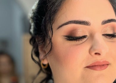 Close-up of elegant makeup by Denise Makeup Artist & Beauty Therapist in Iż-żejtun, MT, highlighting shimmering eyeshadow.