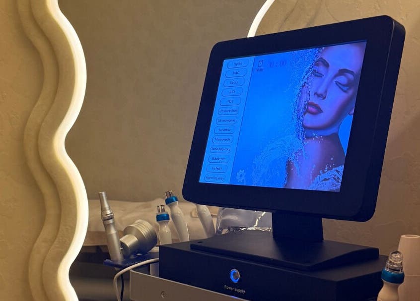 Advanced skincare tech at Look & Love Beauty Salon, Dubai, Dubai, AE for optimal beauty treatments.