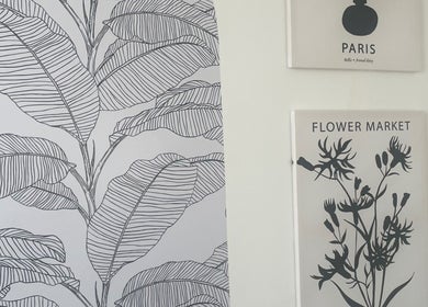 Stylish plant and flower artwork at Shape & Sculpt with Grace, Liverpool, England, GB.