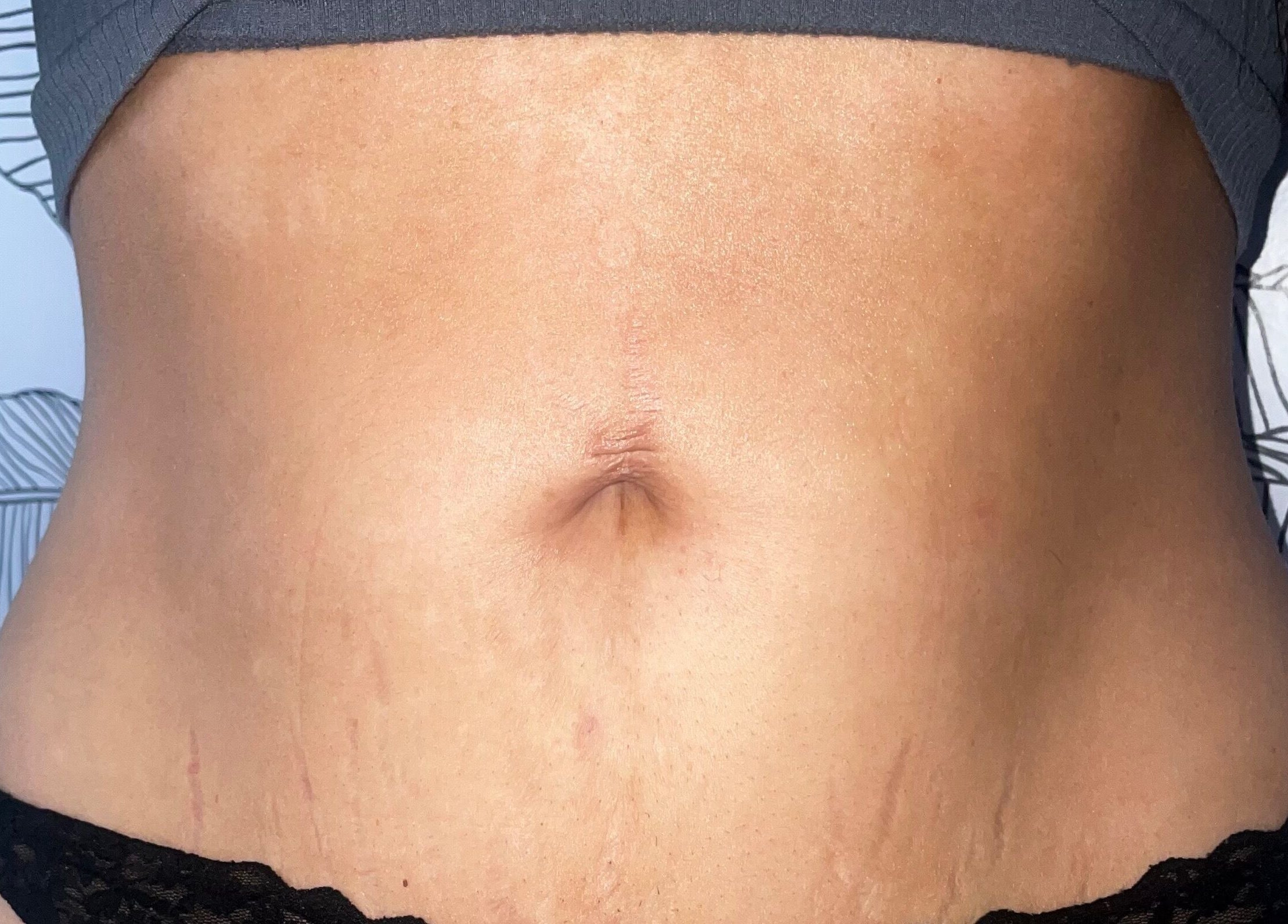 Toned midsection from Shape & Sculpt with Grace, Liverpool, England, GB. Enhancing wellness and beauty.