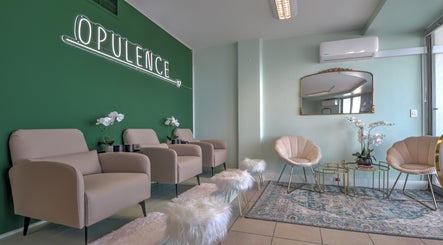Opulence Strand