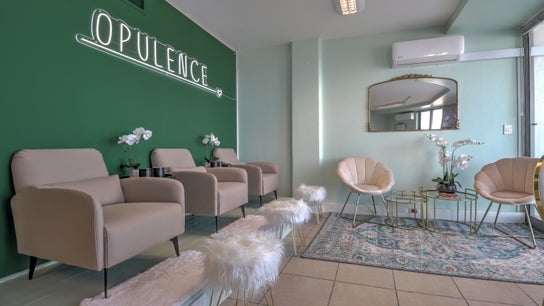 Opulence Strand