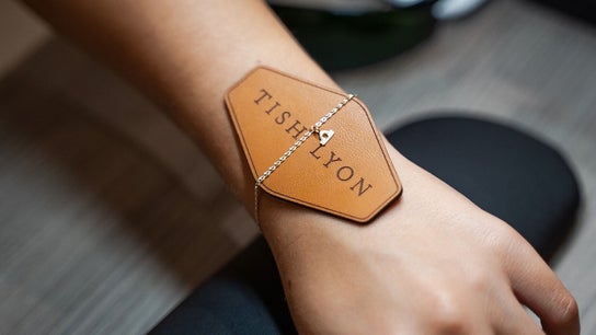 Tish Lyon Luxury Piercing & Jewellery Studio - Bluewater