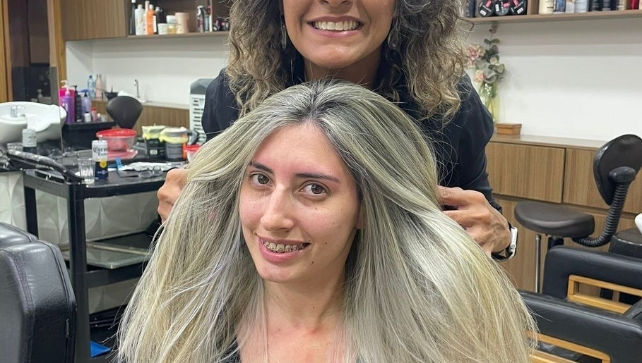 Raab Hair, bilde 1