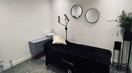 Johanna Emily Beauty & Make Up Artist