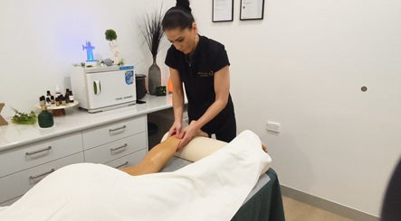 Therapist at Massage by Laura in Runaway Bay, Queensland, AU providing a calming massage session.