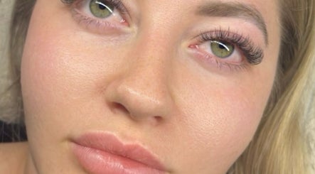 Xtend Lashes By Gaby