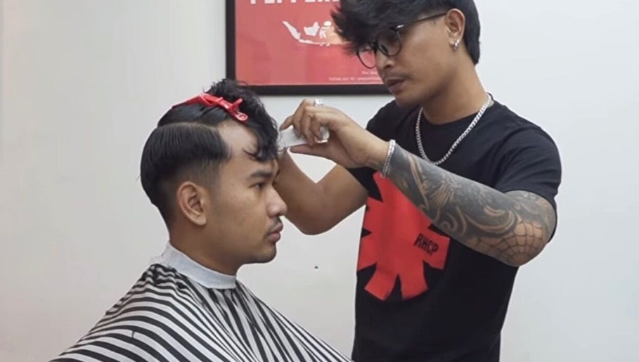 Barber shop image 1