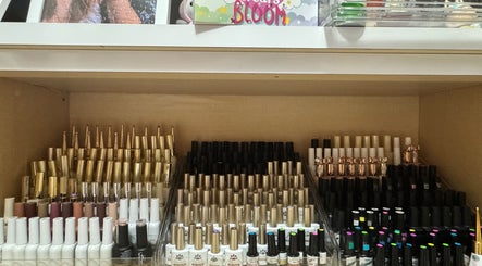 Immagine 3, Twinklenailsbyz