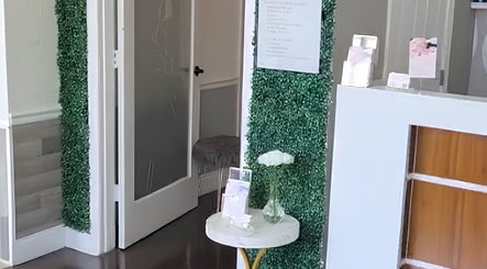 Doral Spa & Skin Care image 3