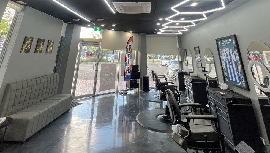 Emperor Barbershop, bilde 1