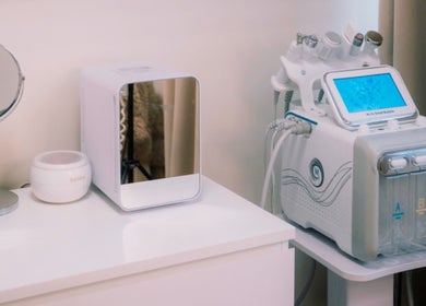 Advanced beauty equipment at Ernestīnes Iela 24 / Rīga, Āgenskalns, Rīga, LV, showcasing modern treatments.