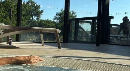 Image de Piscine aquatique VIP 3