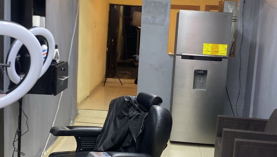 Immagine 1, Pollo rap barber studio