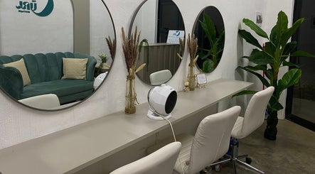 The Curl Boutique