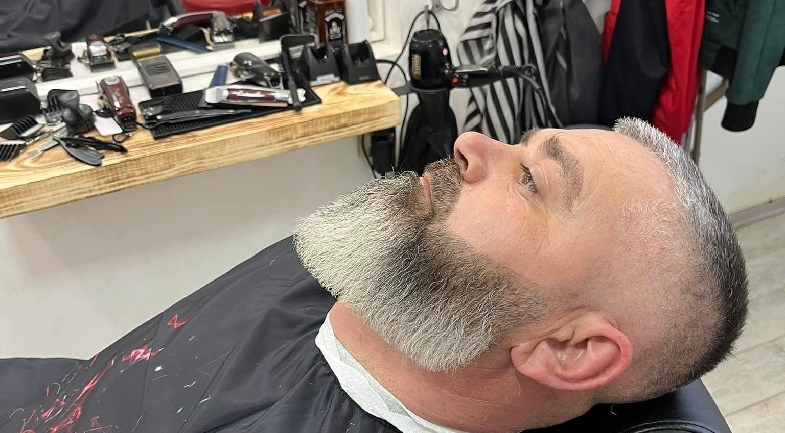 Мъжка подстрижка и брада в Barber Shop Todorow, Ботевград, Софийска Област, BG.