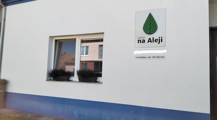 Salon Na Aleji