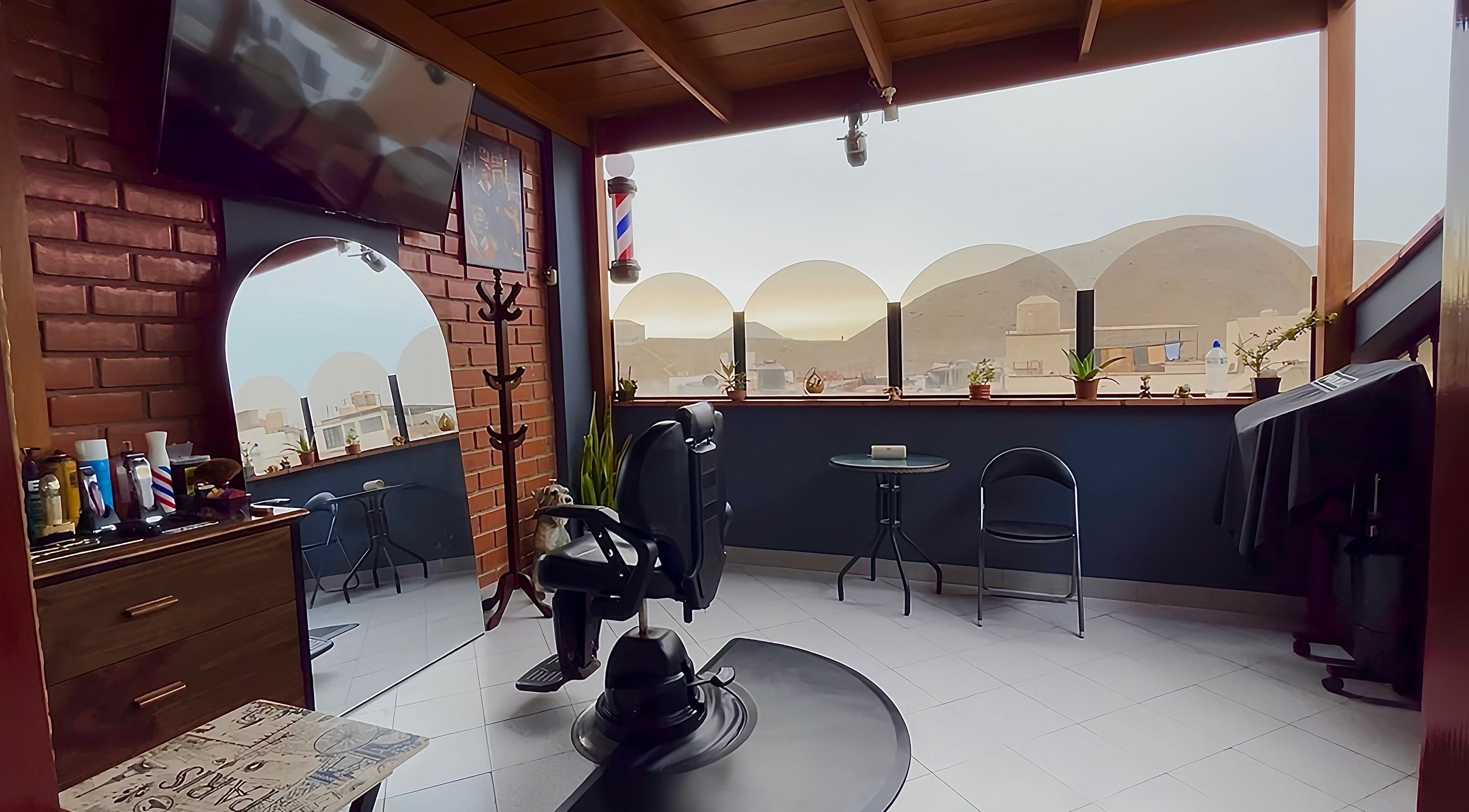 Salón moderno en Randy Chang Barberstudio, La Molina, Provincia De Lima, PE, con vista panorámica.