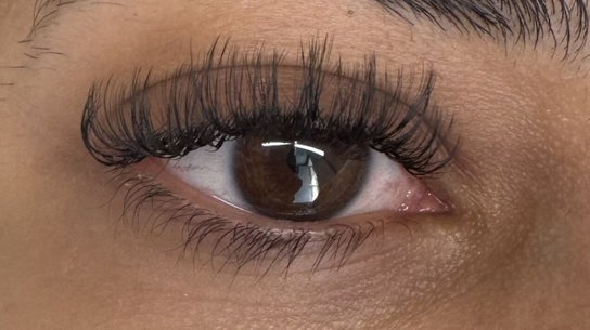 Lashes by Bellita
