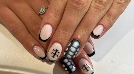 nailsbysophs