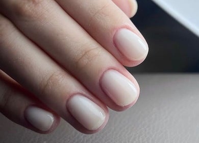 Елегантни нокти в нежен маникюр в Iana Nails Studio, София, София Град, BG.