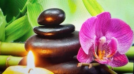 The Holistic Healing Hut