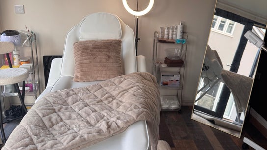 No.6 Beauty Lounge