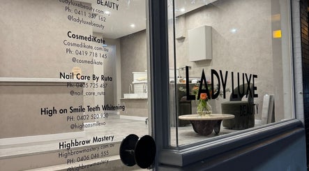 High on Smile Teeth Whitening image 3