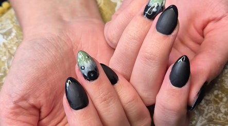 Newnails.byJess image 3