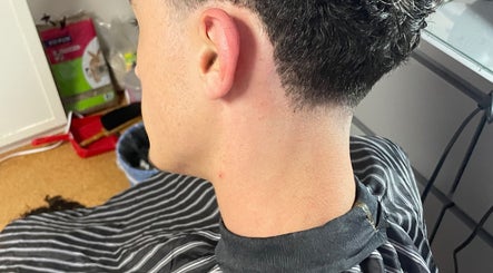JT CUTZ image 3