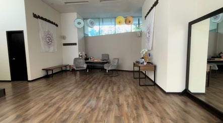 Dani Reiki, bilde 2