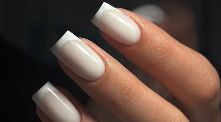 Glamour Nails
