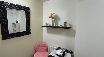 Gabrielle Elle Nails within London Beauty Therapy