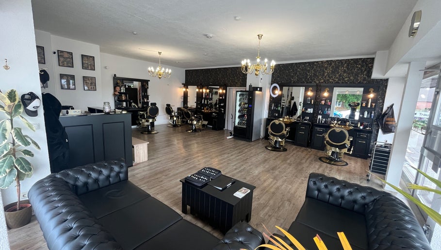 Pirocutz, bilde 1