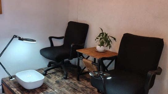 T&C NailStudio