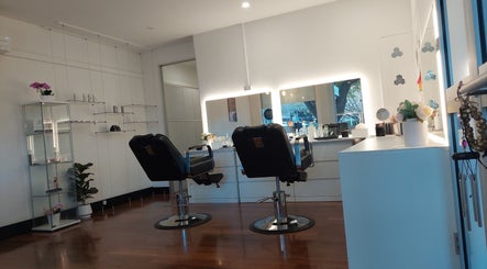 Blush Beauty And Threading Bar
