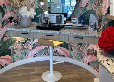 Chic beauty station at Routine Contour Clinic- Highpoint Shopping Centre, Melbourne, Victoria, AU.