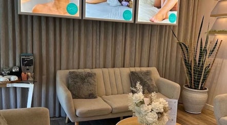 Relaxing lounge at Routine Contour Clinic- Highpoint Shopping Centre, Bella Skin Health Clinic, Melbourne, Victoria, AU.