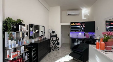 Jolie Hair Boutique slika 2