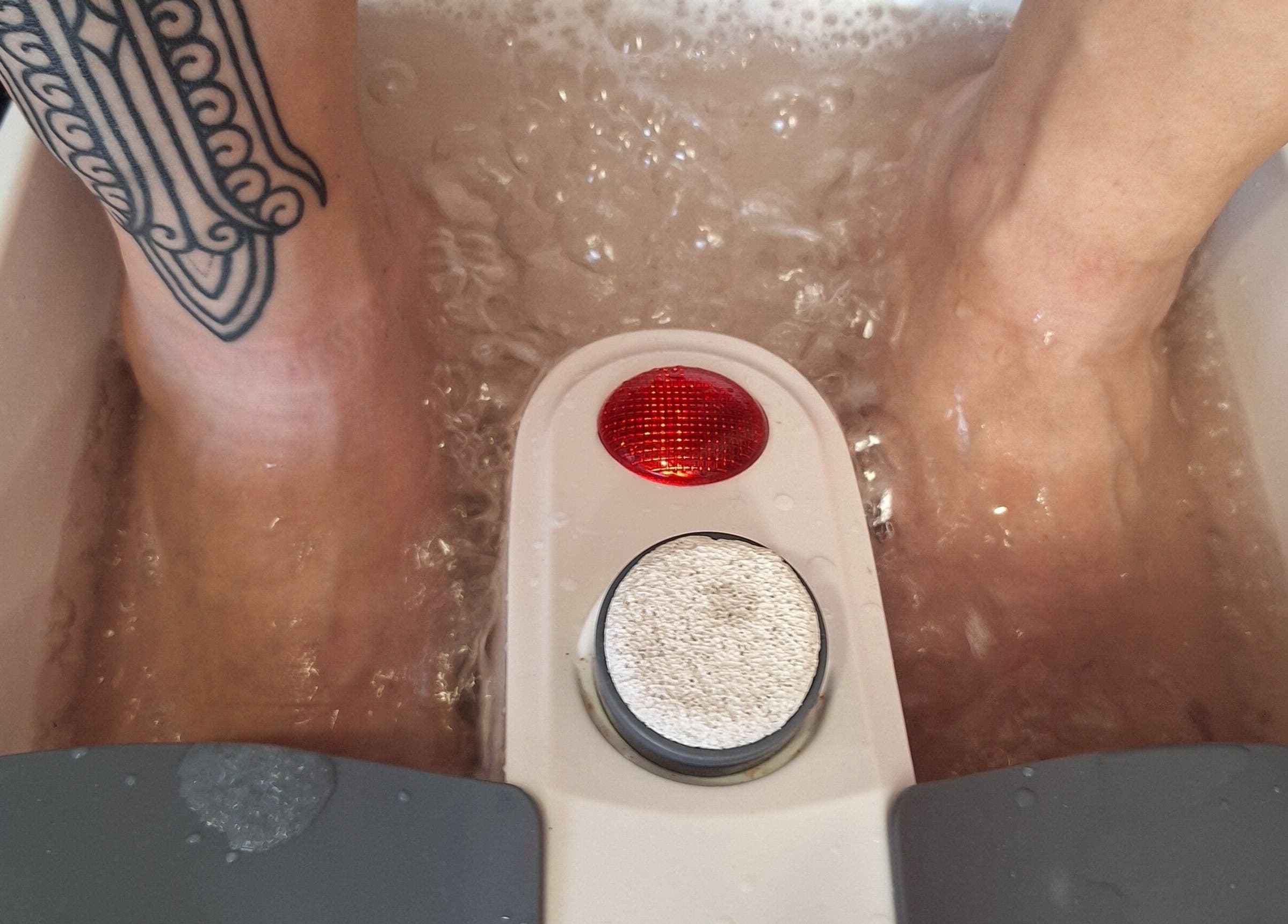 Πεντικιούρ σε σπα στο Beauty by Rafaella, Αραδίππου, Λάρνακα, CY