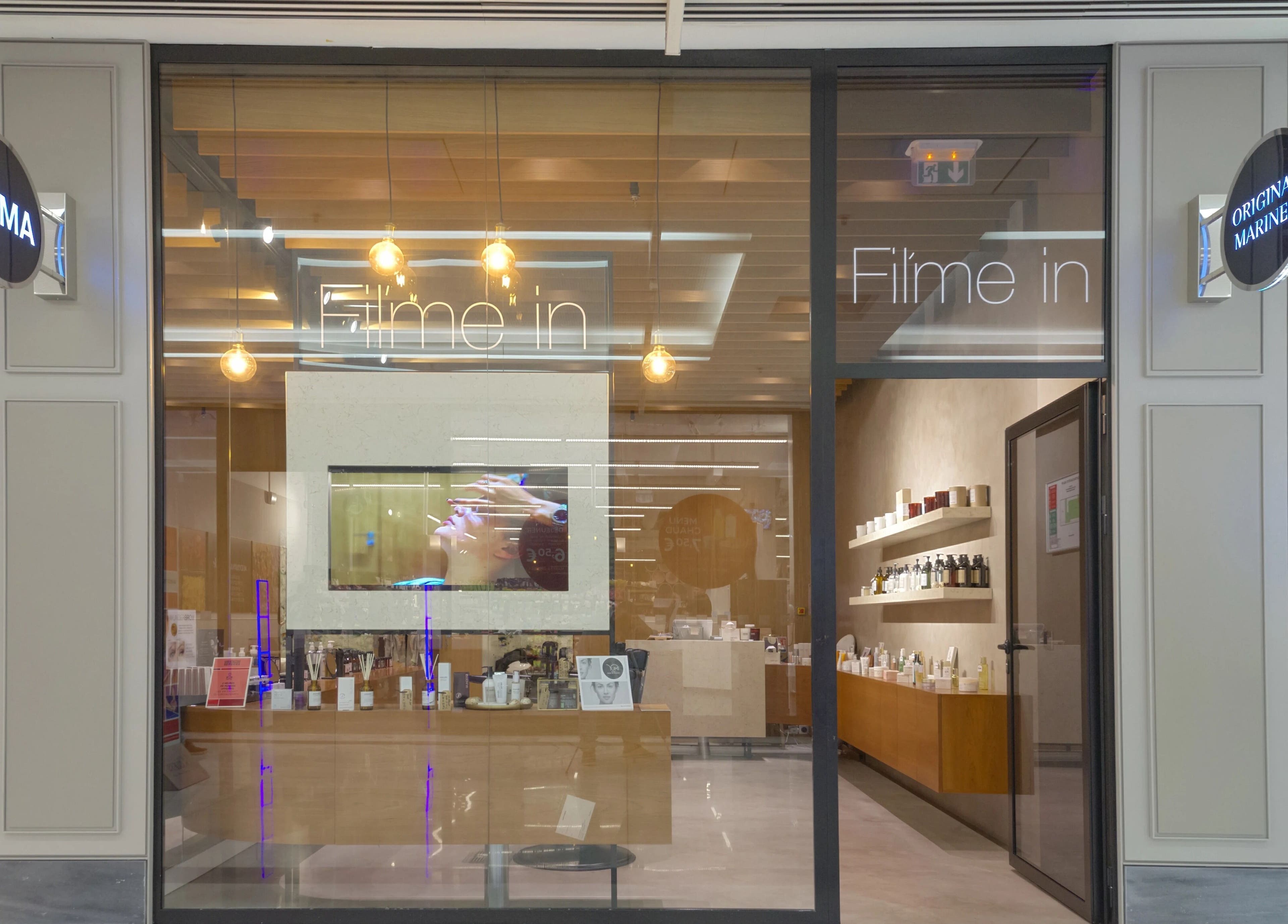 Entrée de Fil'me in - So Ouest, Levallois-perret, Île-de-france, FR, accueillant et moderne.