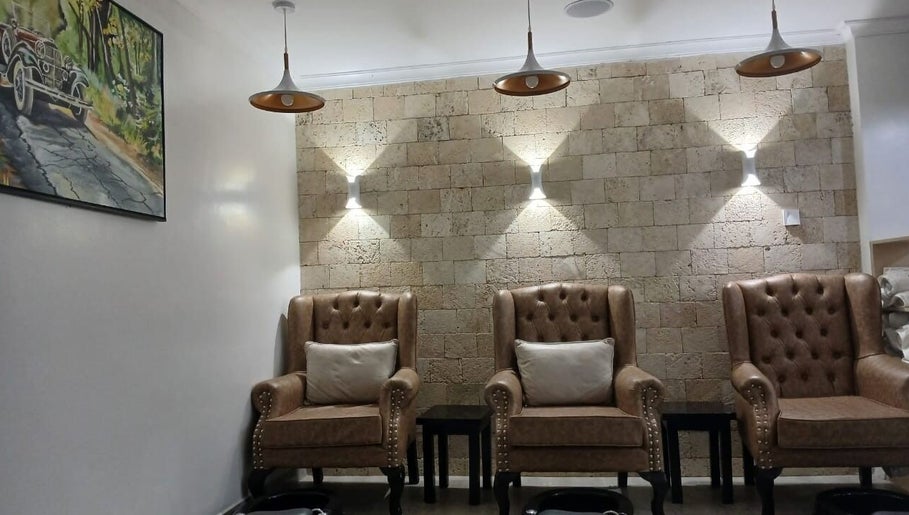 Carys Salon, Barber and SPA image 1